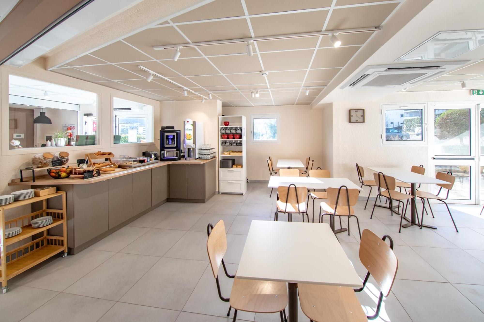 Premiere Classe Annecy Cran-Gevrier Renove En 2025 Exterior foto